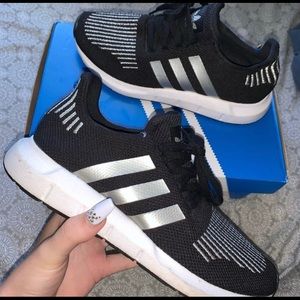 Adidas women’s Swift Run J